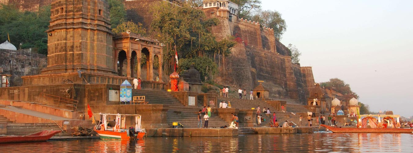 Ujjain and Omkareshwar Jyotilinga 03N / 04D